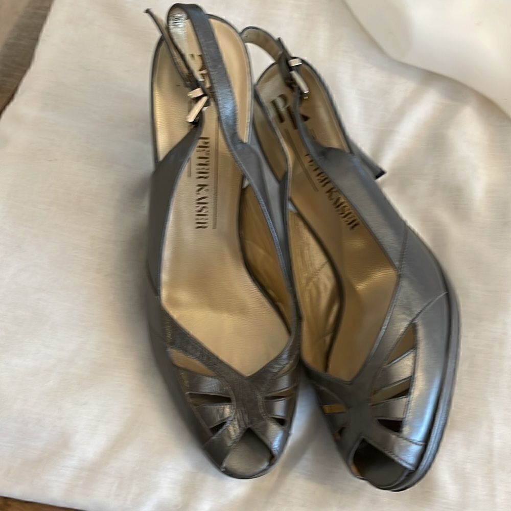 PETER KAISER GREY LEATHER PLATFORM SANDALS.  NEW - Picture 6 of 9